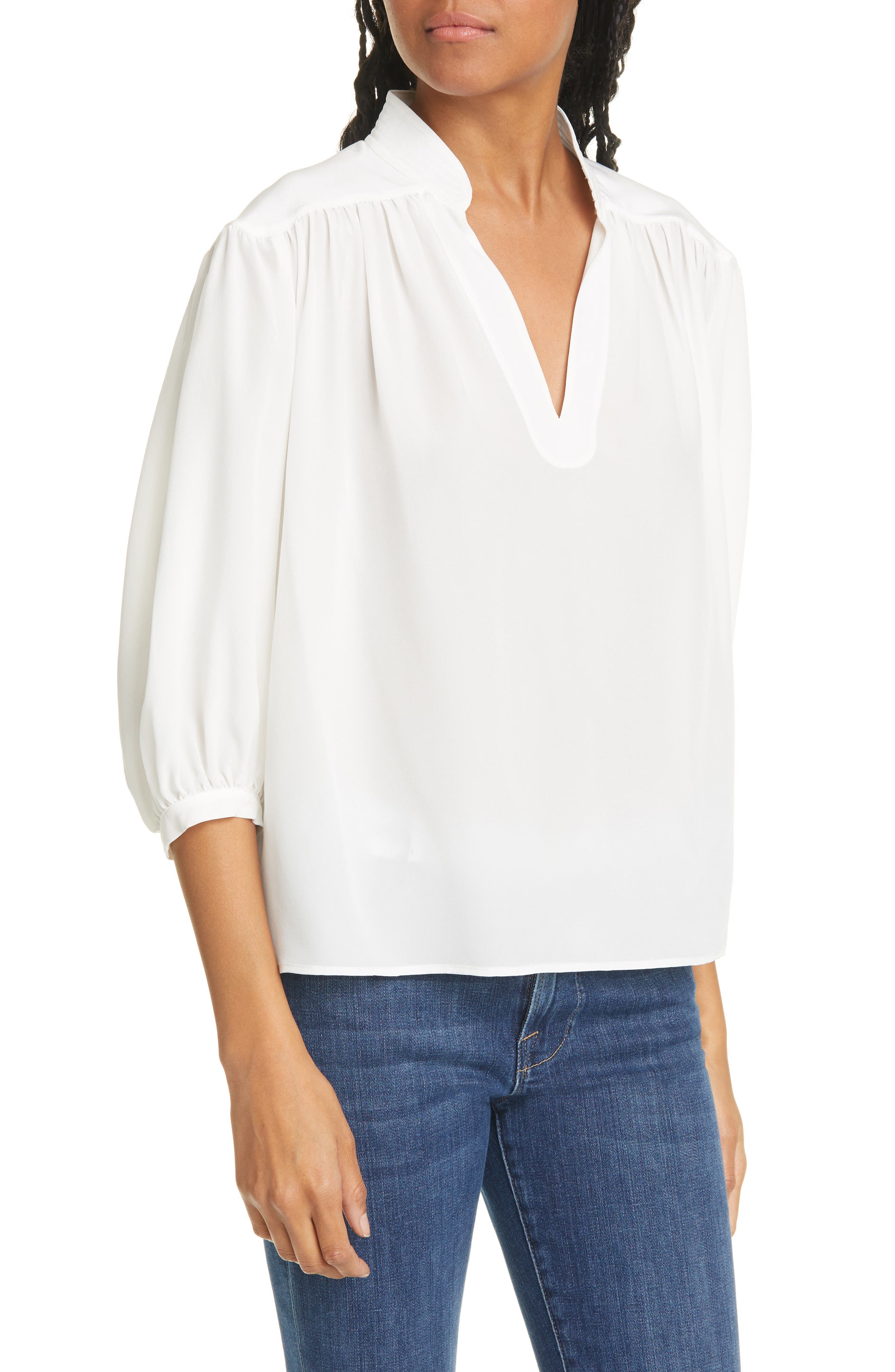 Frame Cali Split Neck Silk Blouse In Off White