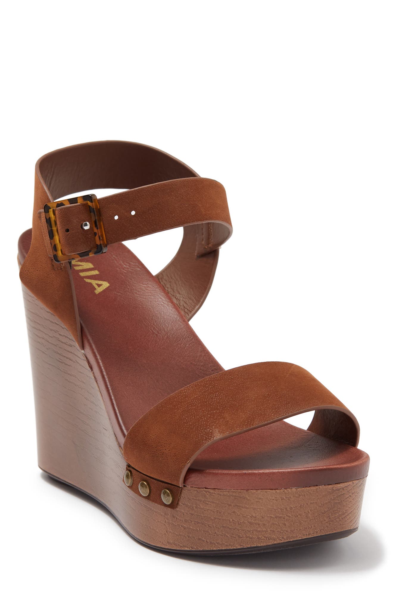 brown leather platform sandals