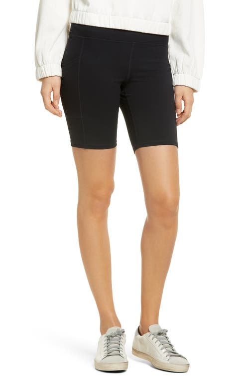 Hue Women's Active Pep Talking Pocket Performance Bike Shorts at Nordstrom,