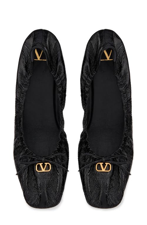 Shop Valentino Garavani Vlogo Signature Patent Ballet Flat In Nero