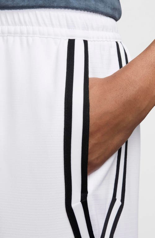Nike Crossover Dri-fit 7-inch Basketball Shorts In White/black/black