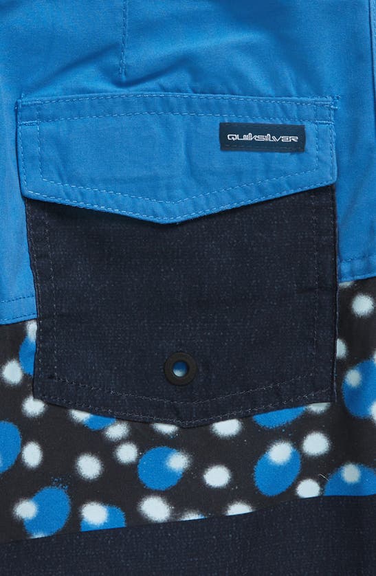 QUIKSILVER QUIKSILVER EVERYDAY COLORBLOCK 17 BOARD SHORTS