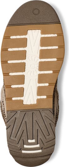 Goldencush Sneaker