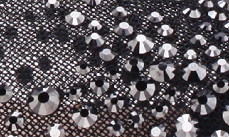 Nina Sofie Pointed Toe Pump In Black