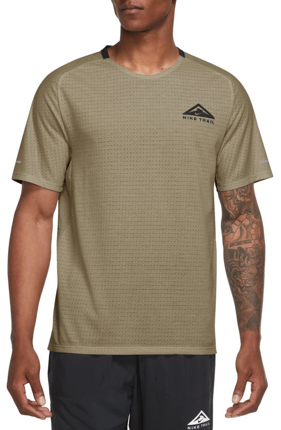 Nike Dri-fit Trail Solar Chase Performance T-shirt In Neutral Olive/ Black