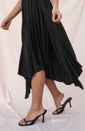Vikki Pleated Sleeveless Satin Maxi Dress