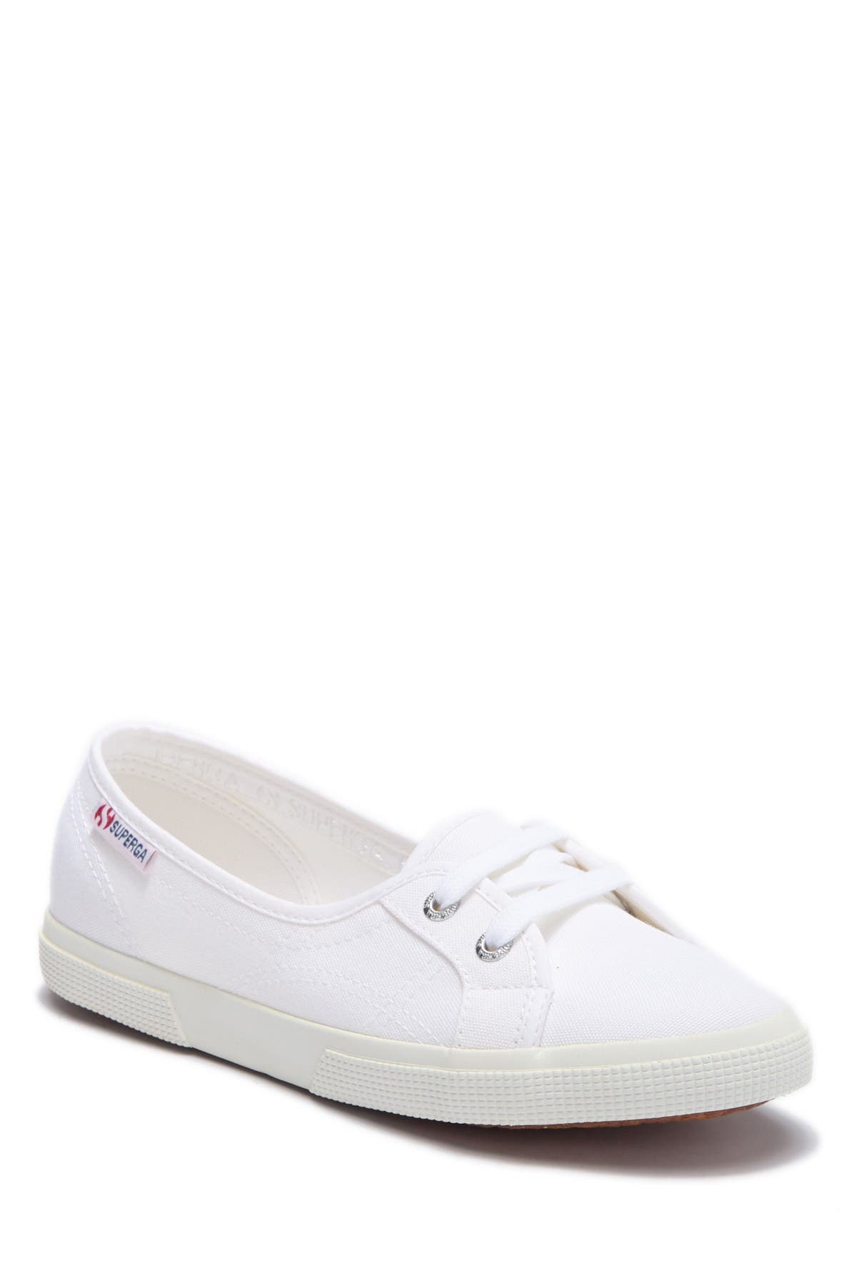 slip on superga