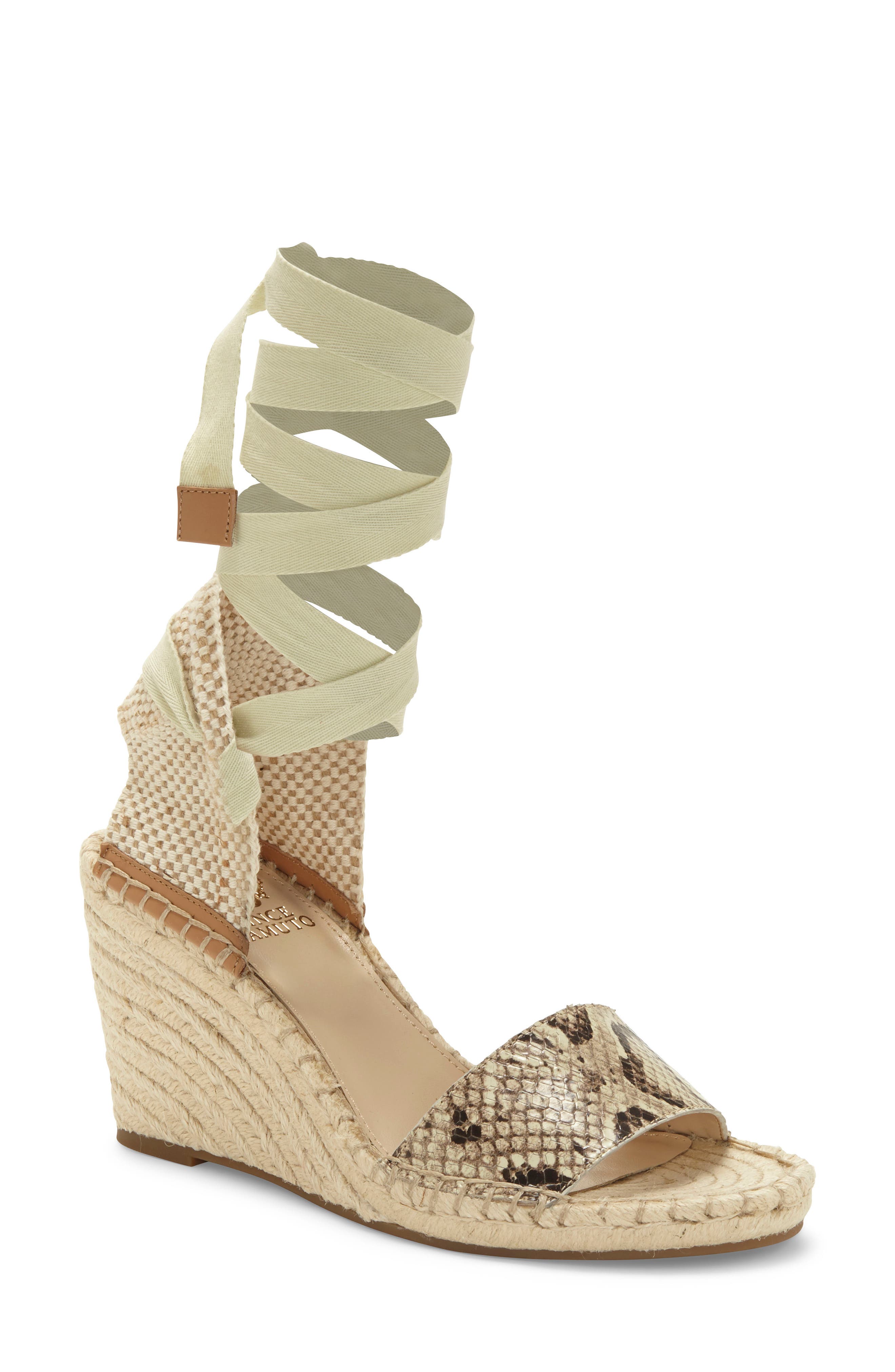 vince camuto levernta