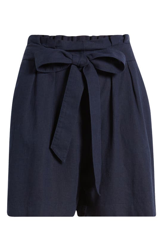 Shop Caslon (r) Tie Waist Linen Blend Shorts In Navy Blazer