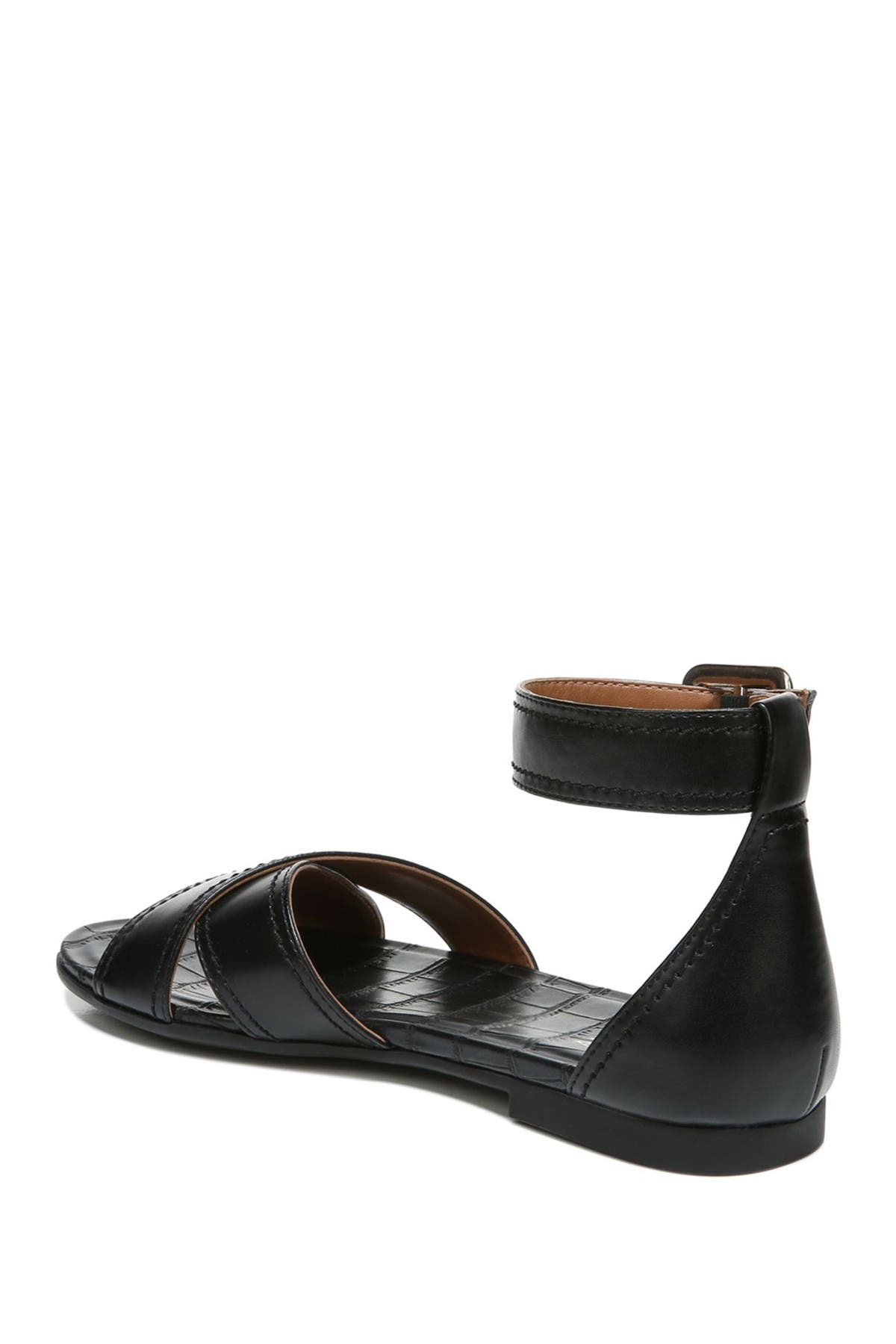 naturalizer sandals nordstrom rack