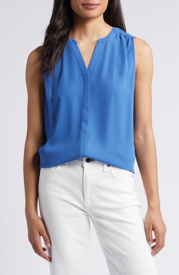 Nydj Print Pleat Back Sleeveless Split Neck Blouse In Greek Sea
