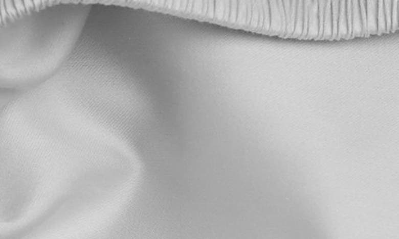 Parachute Sateen Fitted Sheet In Light Grey