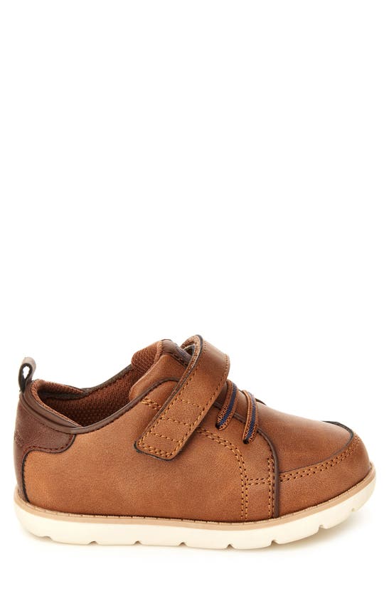 Stride Rite Ethan Sneaker In Tan