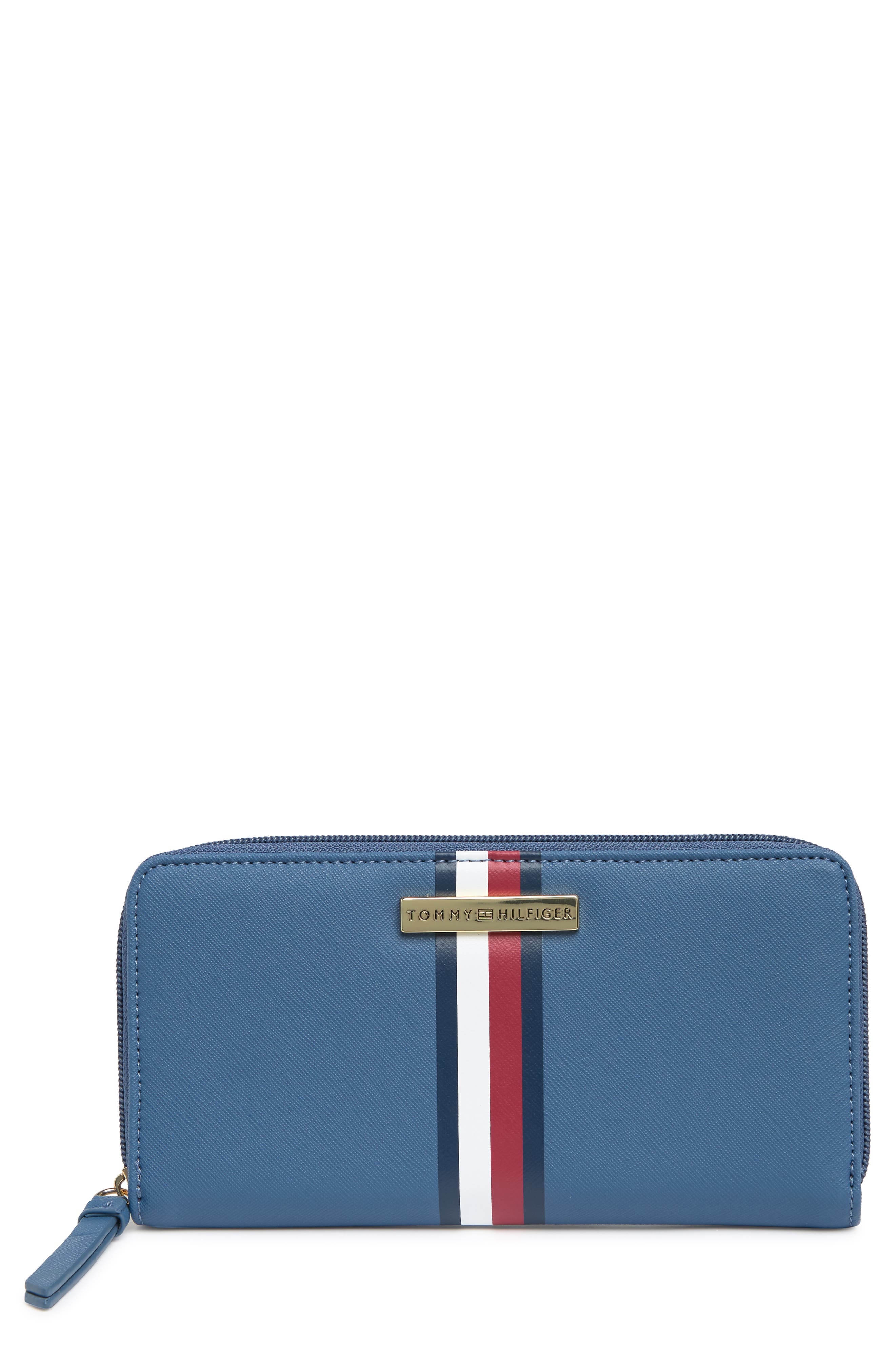 tommy hilfiger wallet men price