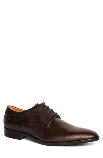 Carlos Santana Power Print Derby In Brown
