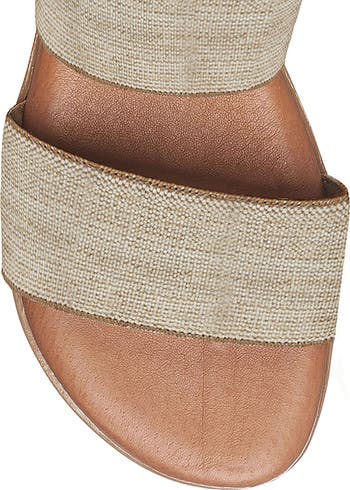 Andre assous 2025 nigella sandals