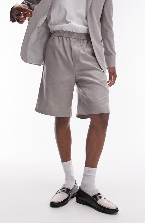 Pull-On Shorts in Stone