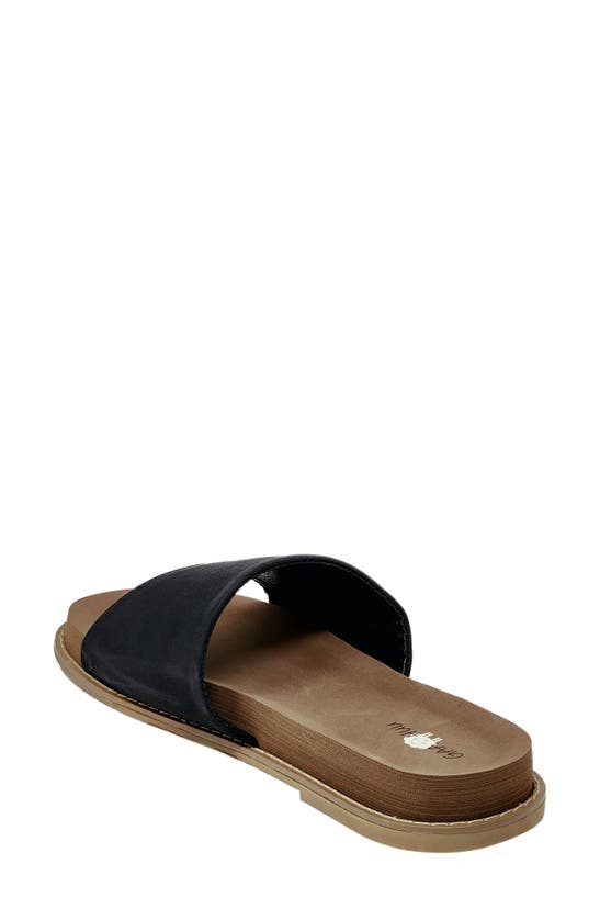 Gaahuu Slide Sandal In Black