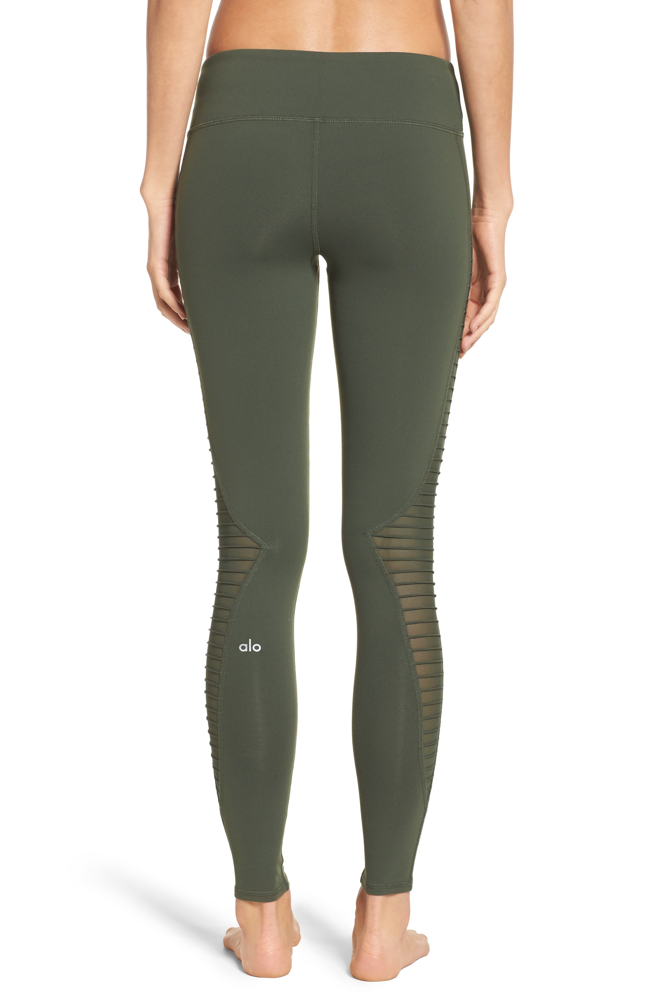 alo luminous legging