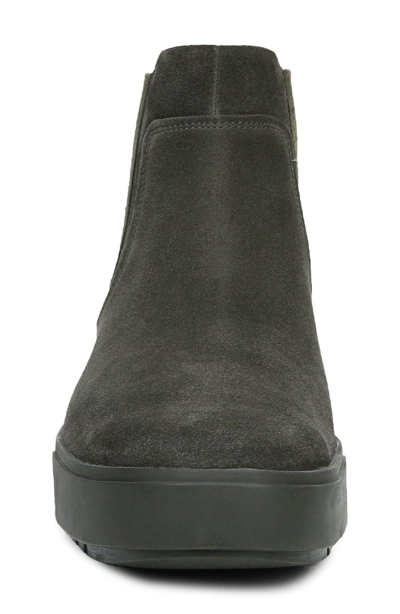 vince lowell chelsea boot