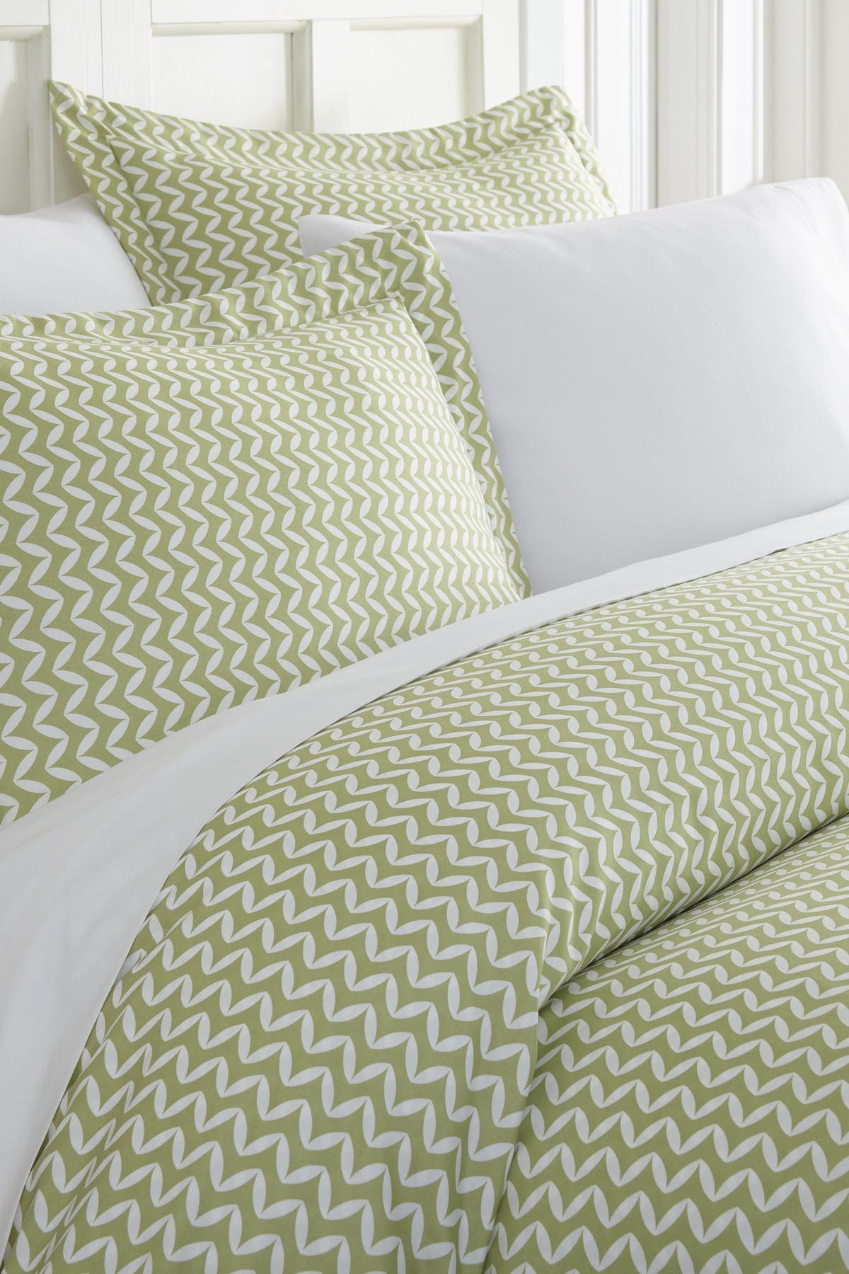 Ienjoy Home Home Spun Premium Ultra Soft 2-piece Puffed Chevron Print Duvet Cover Twin Set In Sage