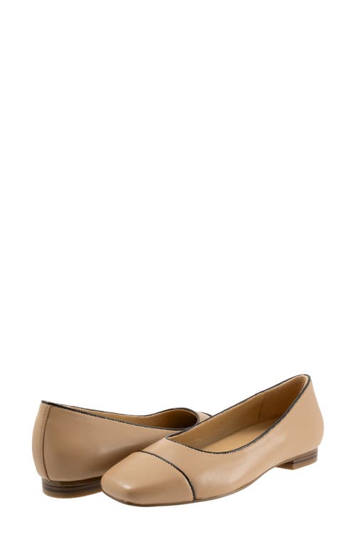Trotters Harbor Cap Toe Flat In Beige/ Black