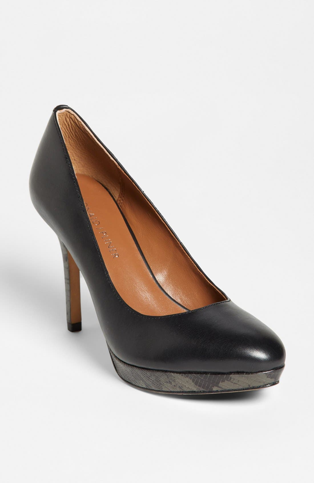 donald j pliner pumps