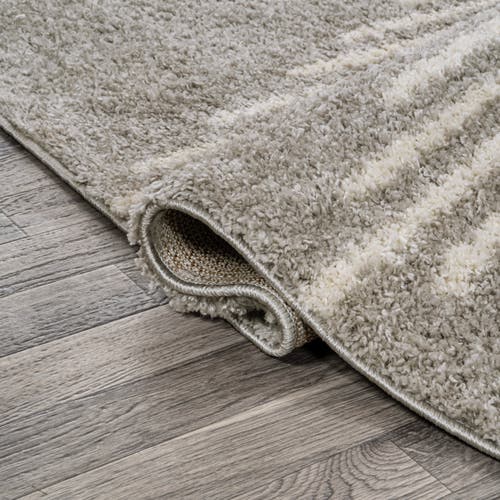 Jonathan Y Elm Diamond Stripe Geometric Shag Area Rug In Gray/ivory