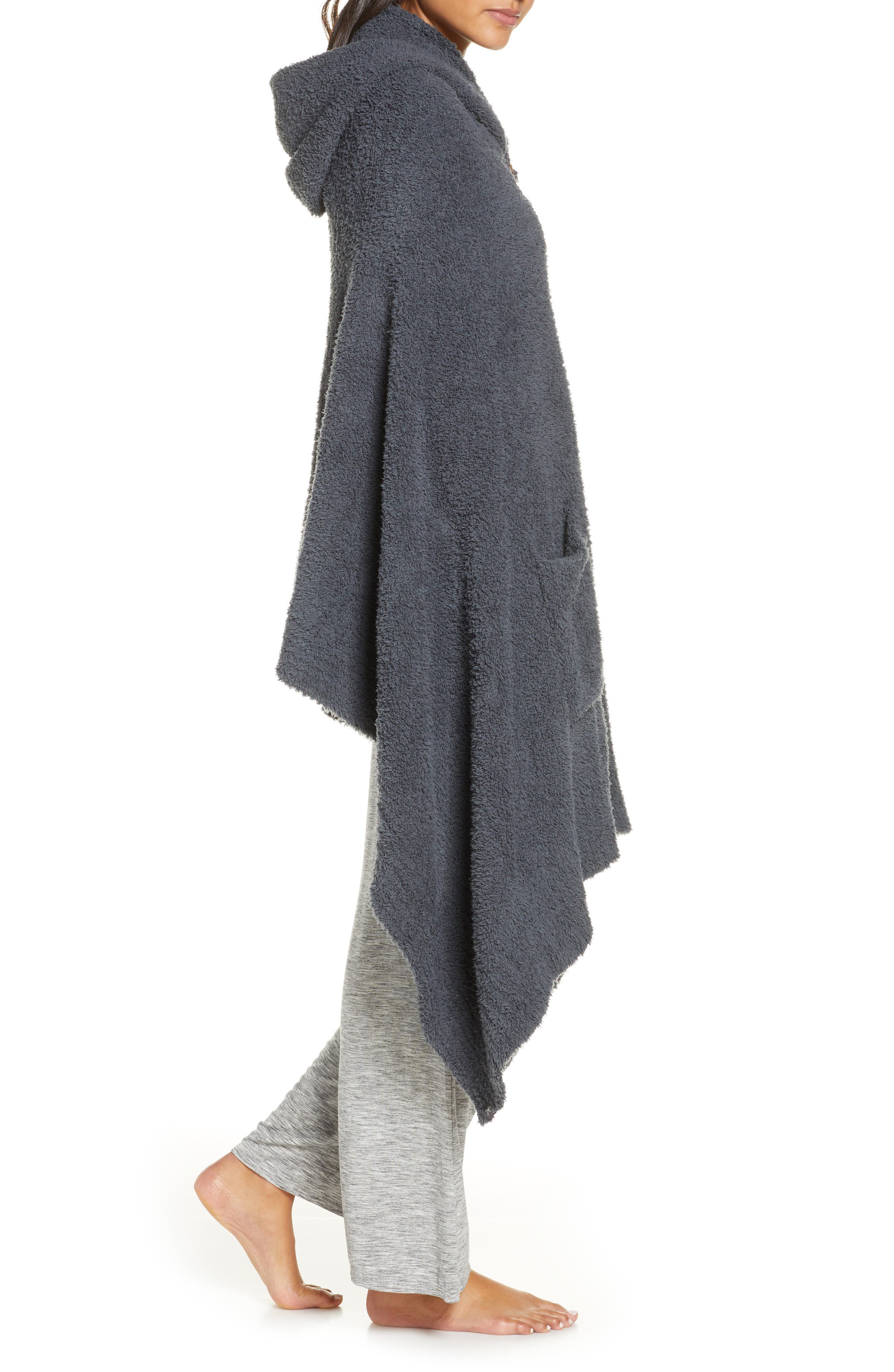 barefoot dreams wrap with pockets