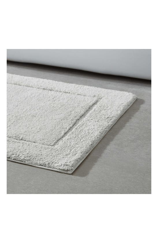 Calvin Klein Essence 2-piece Tufted Bath Mat Set In Pastel Grey