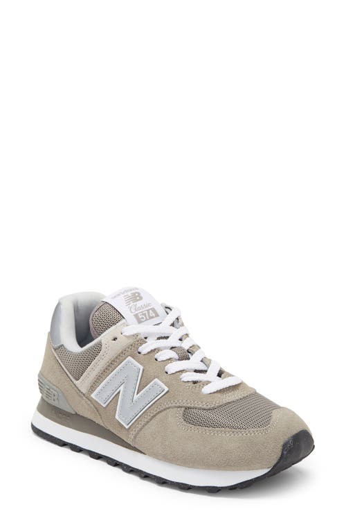 New Balance 574 Sneaker in Grey/White