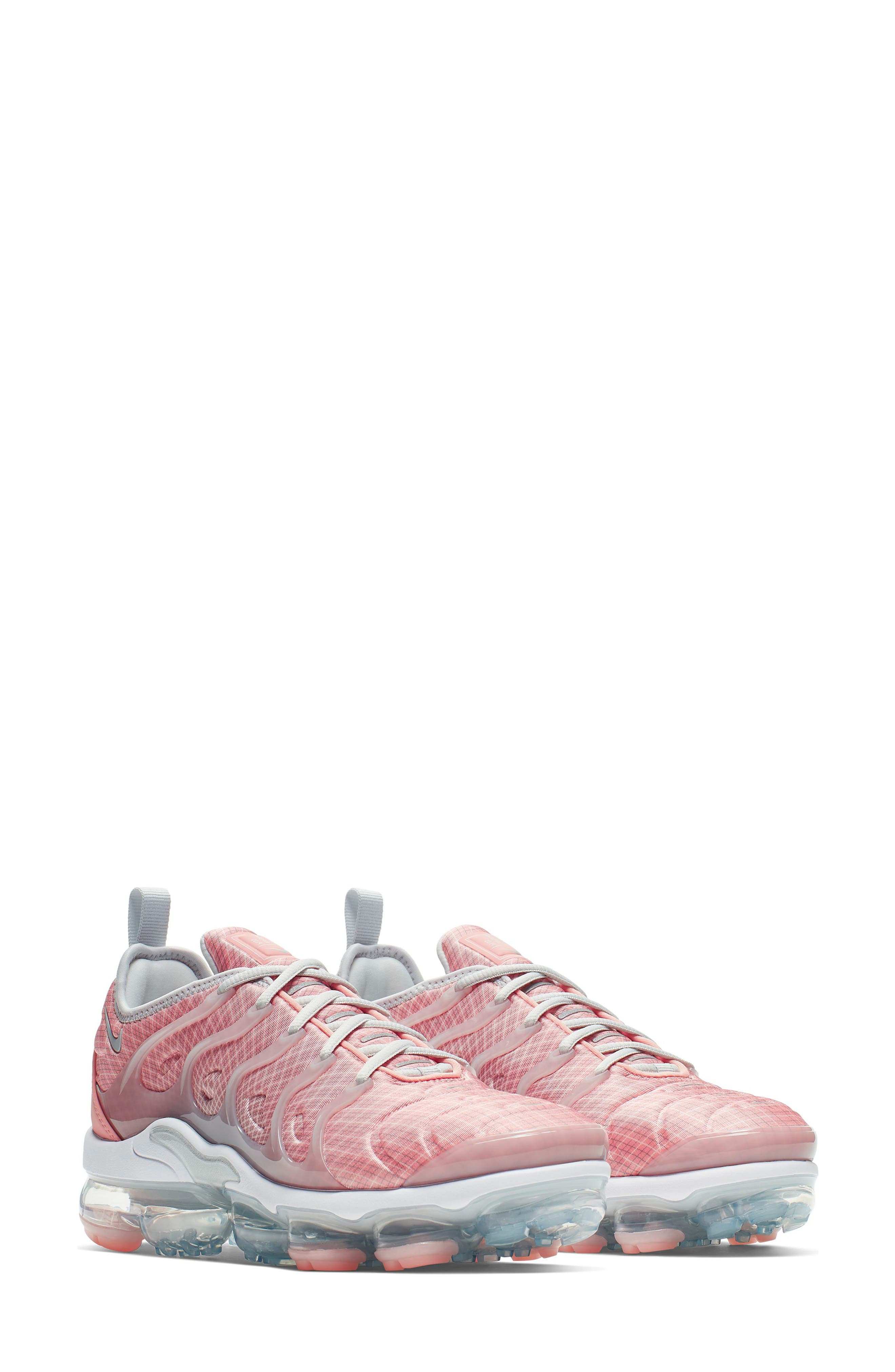 nike vapormax plus women's nordstrom