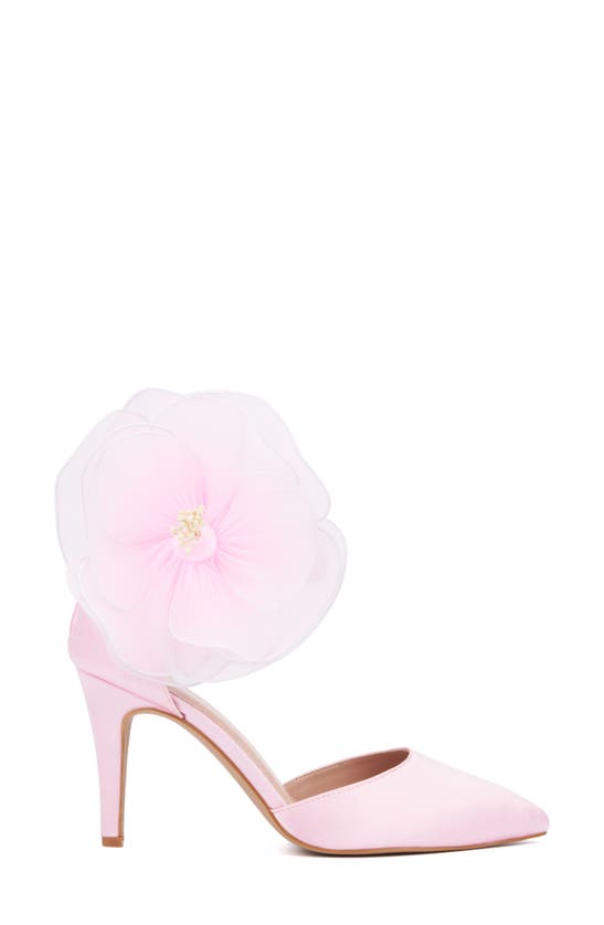Shop Fashion To Figure Meadow Floral Pump In Baby Pink