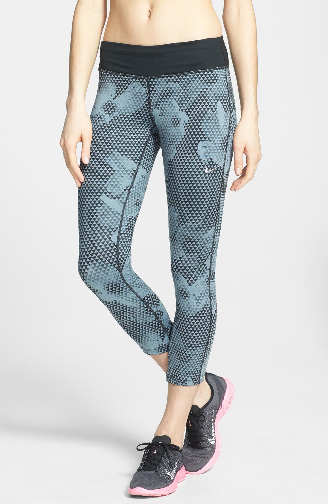 nike epic run tight fit leggings