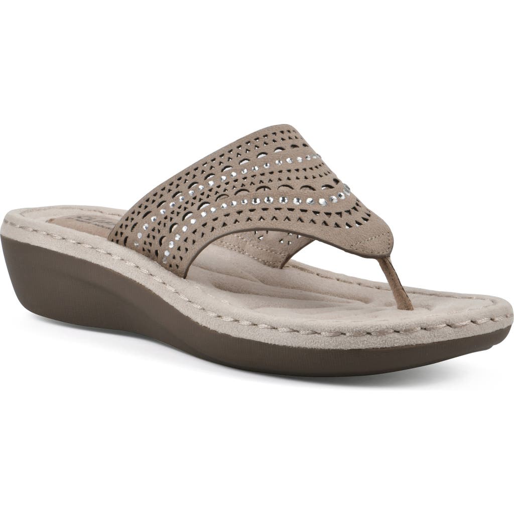 Cliffs By White Mountain Candyce Wedge Sandal In Stone/fabric