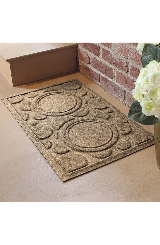 Bungalow Flooring Pet Bow Mat In Camel