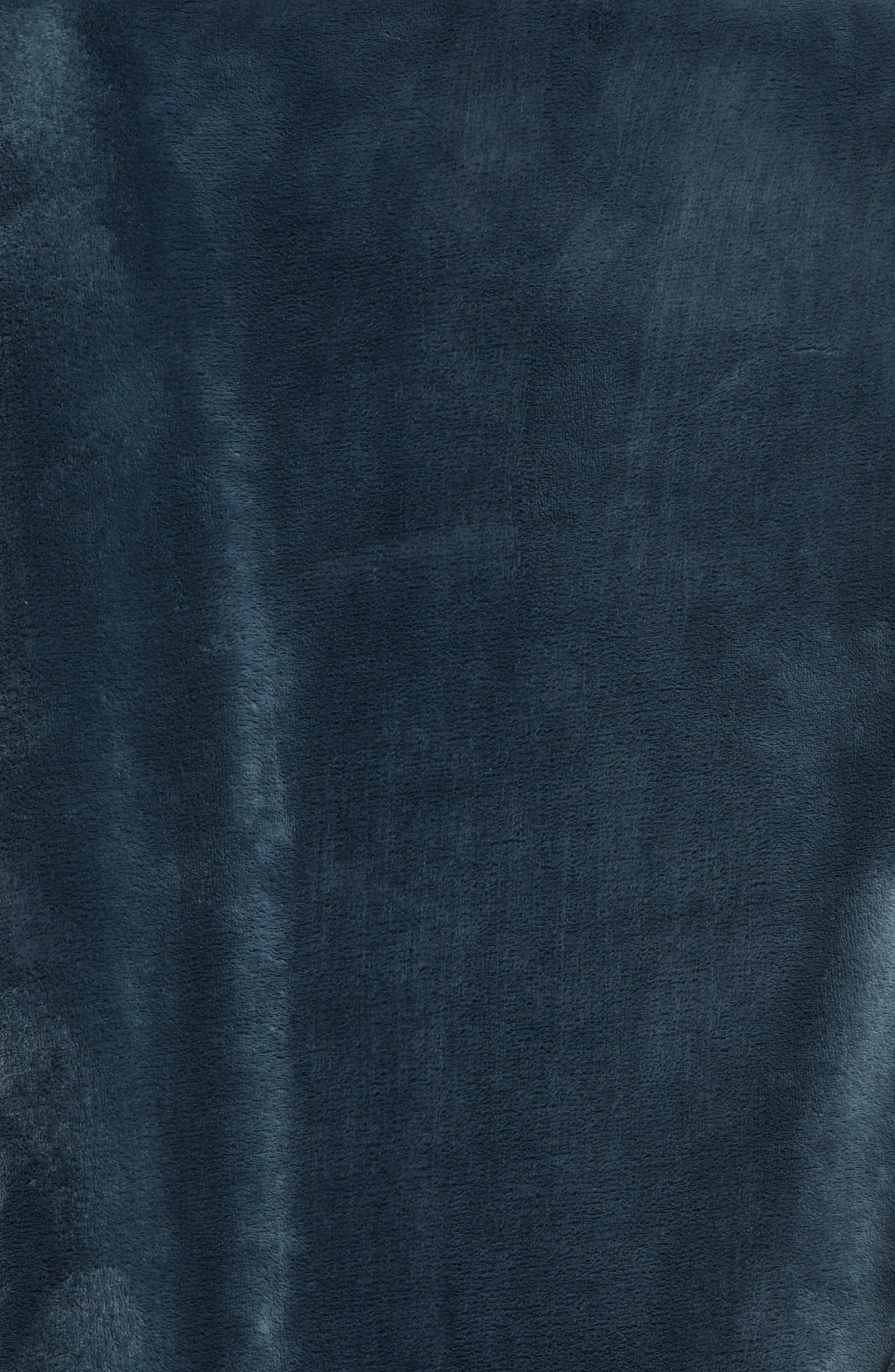 NORDSTROM AT HOME,
                            Kennebunk Bliss Plush Throw,
                            Alternate thumbnail 256, color,
                            443