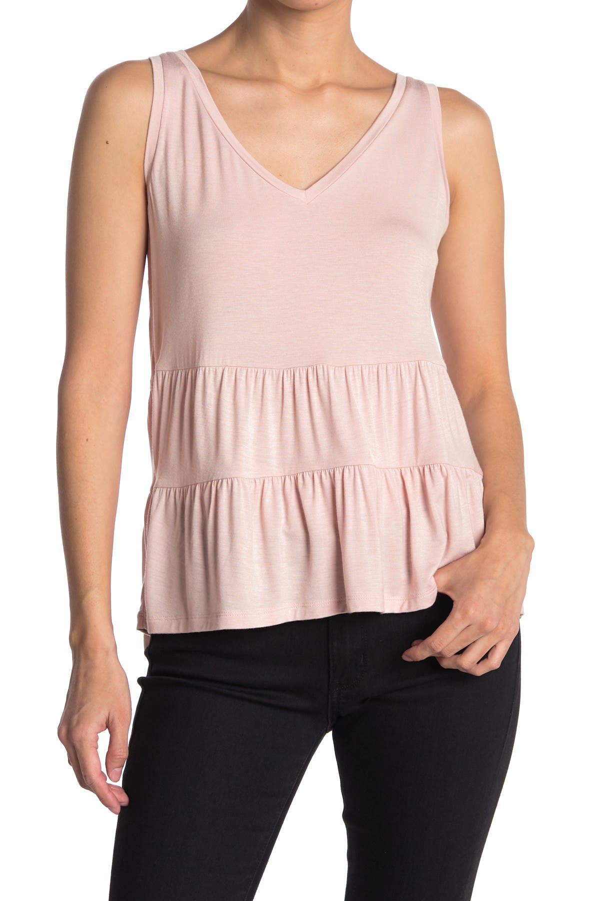 14th & Union Sleeveless Double V Tiered Top In Pink Smoke