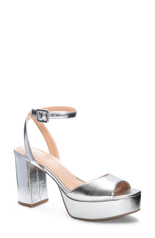 Theresa Platform Sandal in Metallic Silver