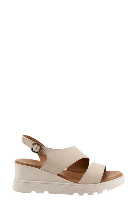 Bueno Gianna Slingback Platform Wedge Sandal In Light Grey