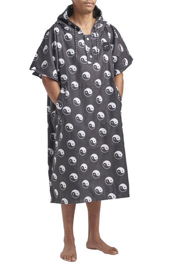 Shop Slowtide Sun Moon Quick Drying Changing Poncho In Black/white