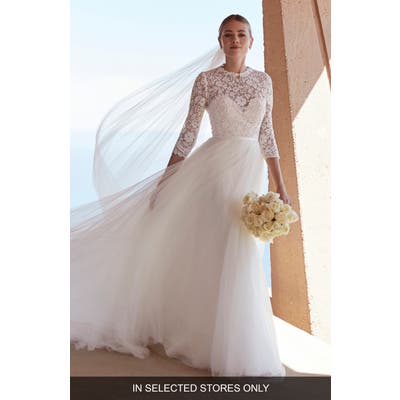 Watters Frederique Lace & Tulle Ballgown Wedding Dress, Size - Ivory