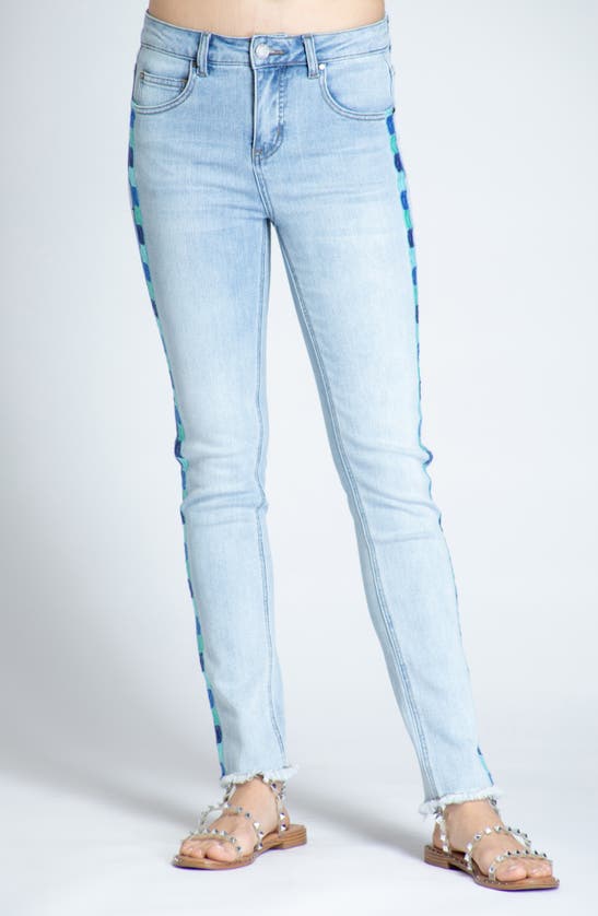 APNY APNY EMMA EMBROIDERED FRAYED SKINNY JEANS 