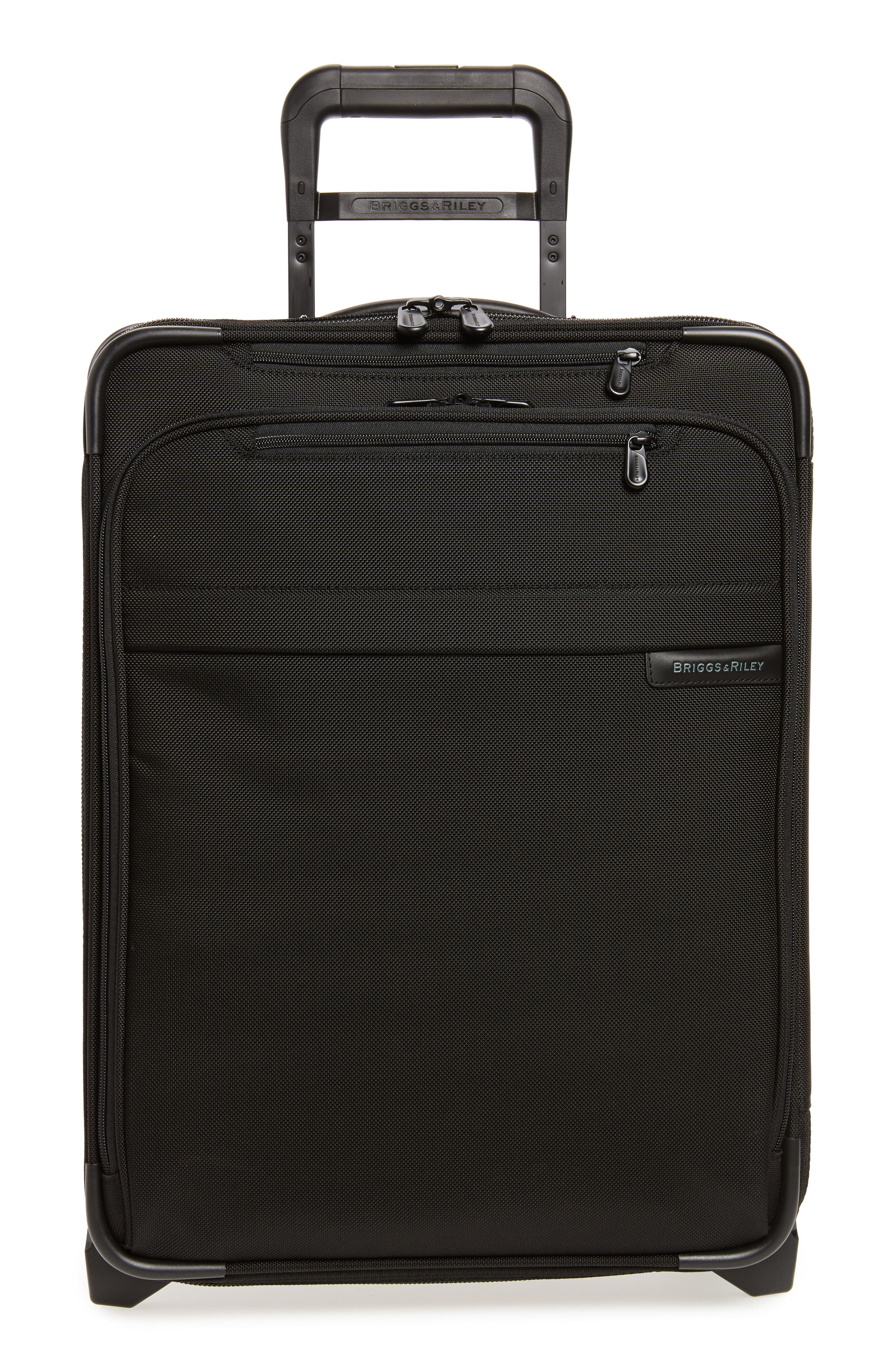 Briggs & Riley Baseline International 22Inch Expandable Rolling Carry