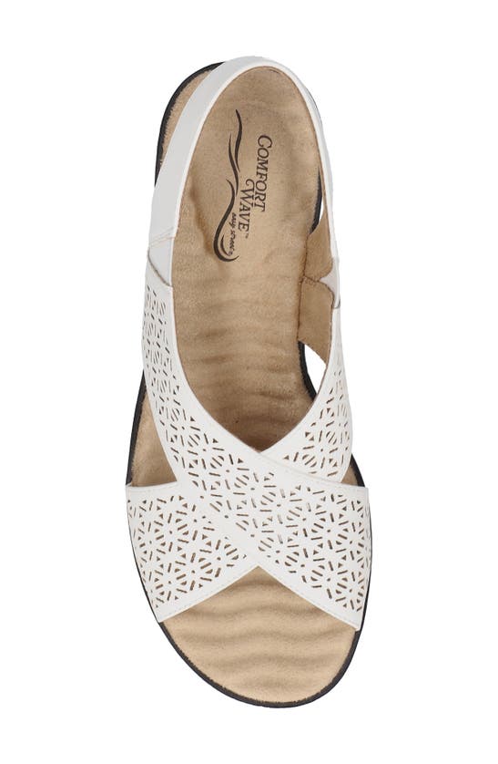 Easy Street Claudia Womens Laser Cut Cushiond Flatform Sandals In White