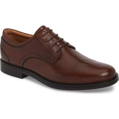 Clarks Originals Un Aldric Lace Up Derby- Brown