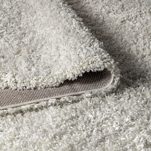 Jonathan Y Mercer Shag Plush Area Rug In White