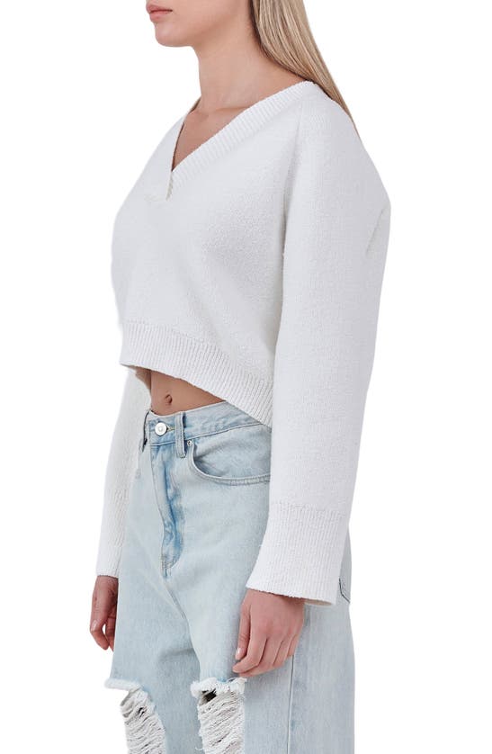 Grey Lab Cropped V-neck Sweater In Cream