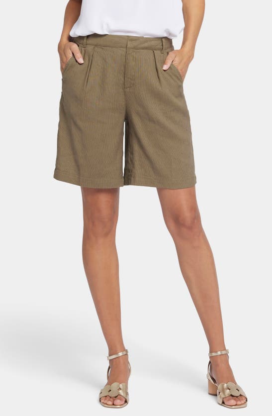 Nydj Relaxed Linen Blend Shorts In Avocado