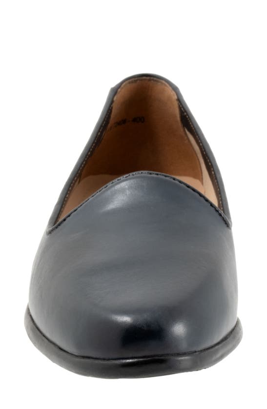 Trotters Liz Lux Flat In Navy